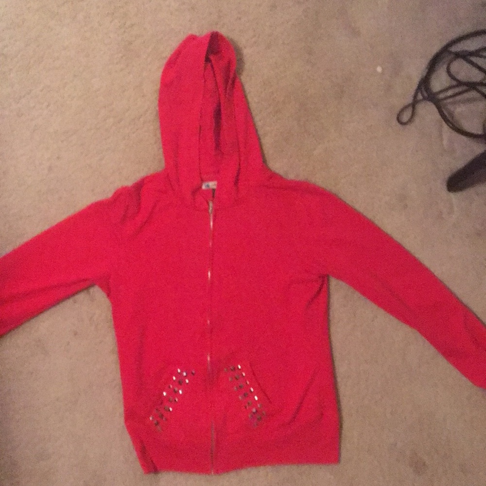 threads studded pocket hoodie